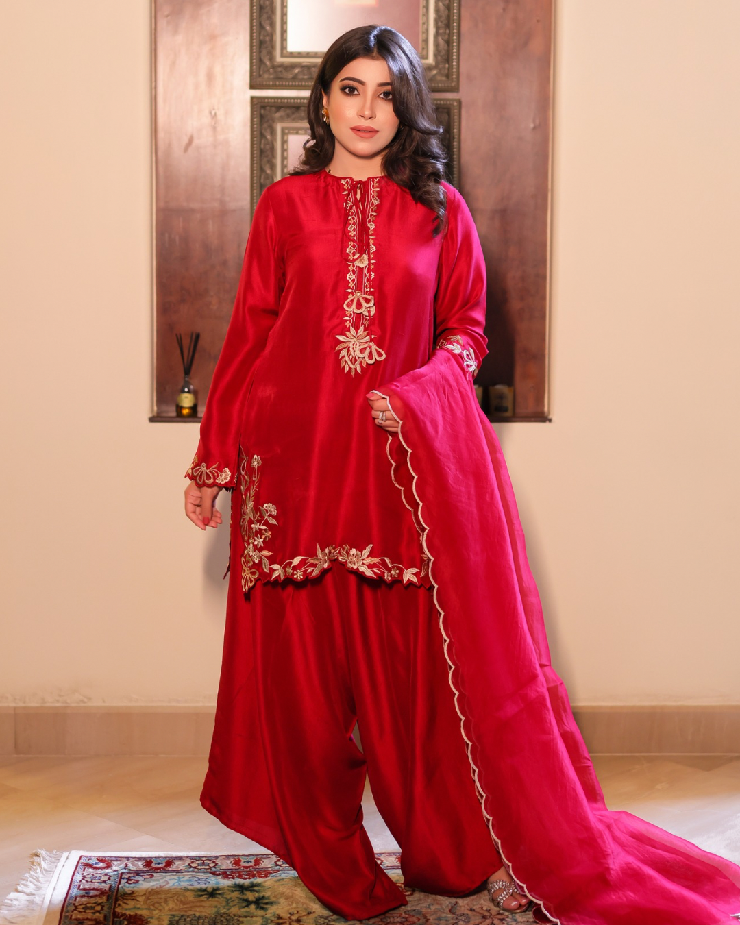 Velour Rouge